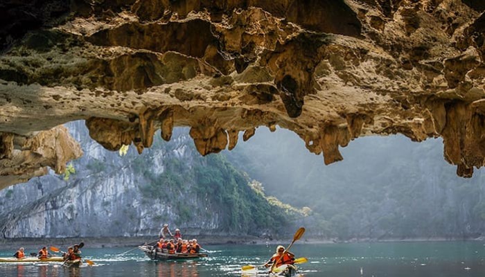 Hang Luồn