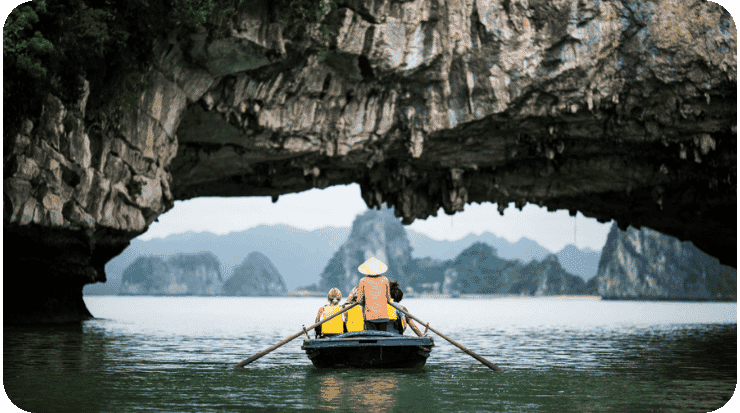 Caiaque na Baía de Halong